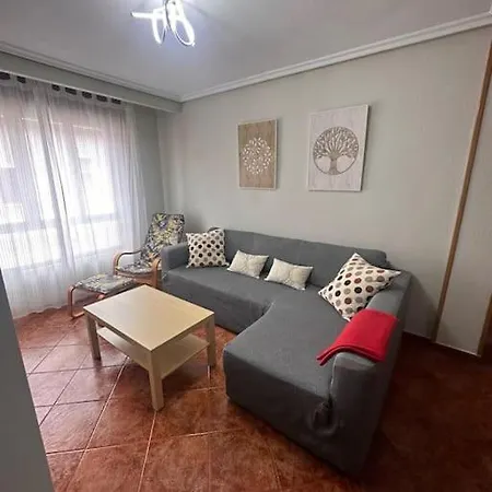 Апартаменти 180a Apartamento En Cimadevilla