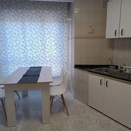 Апартаменти 180a Apartamento En Cimadevilla *